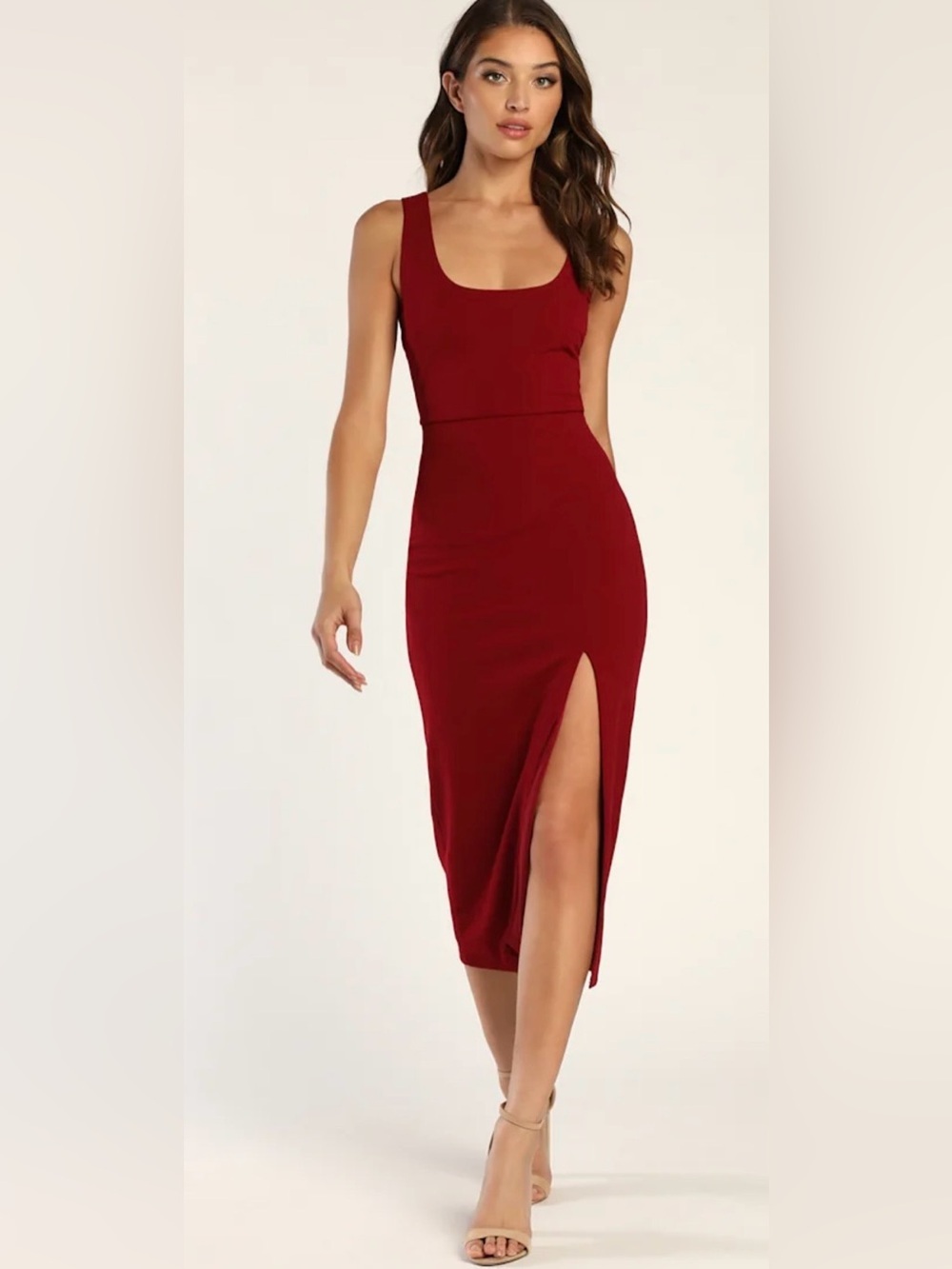 Women's Sleeveless Scoop-Neck Midi Dress in Burgundy